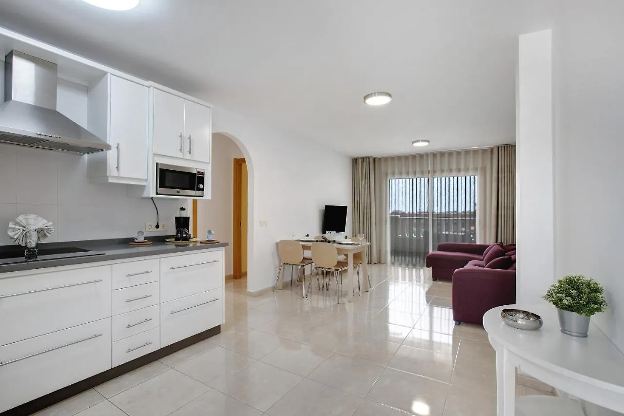 La Perla E35 En El Medano Apartment